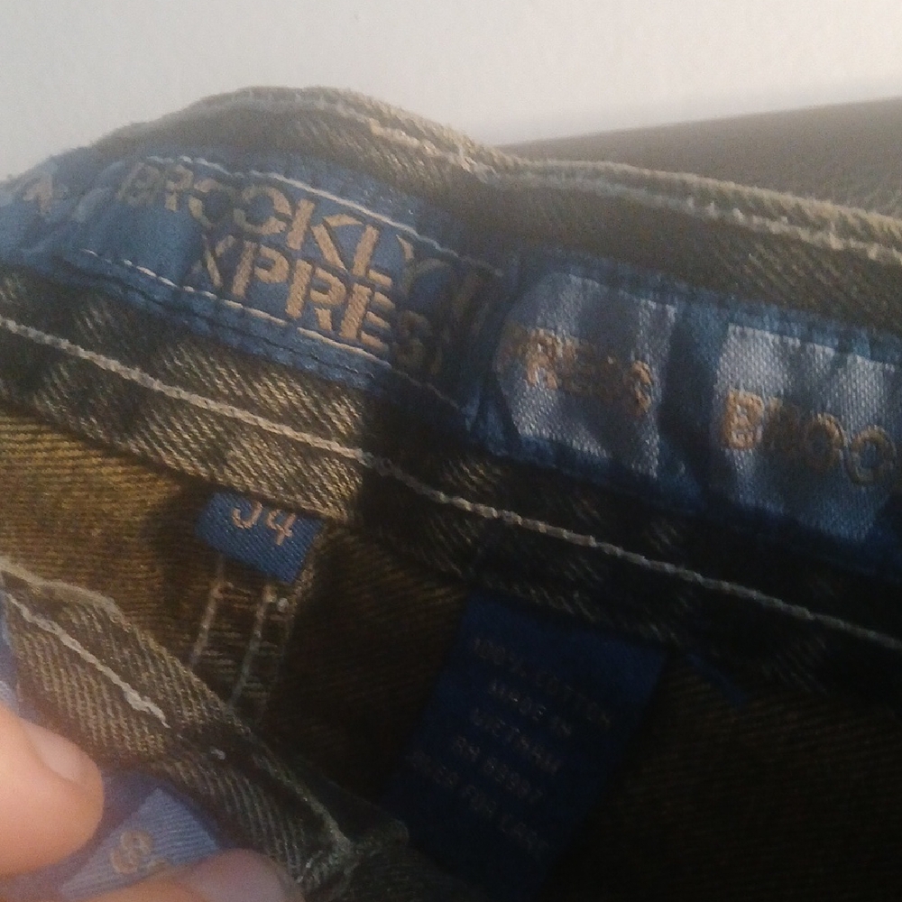 Classic Black Relaxed Jeans - Picture 2 of 5